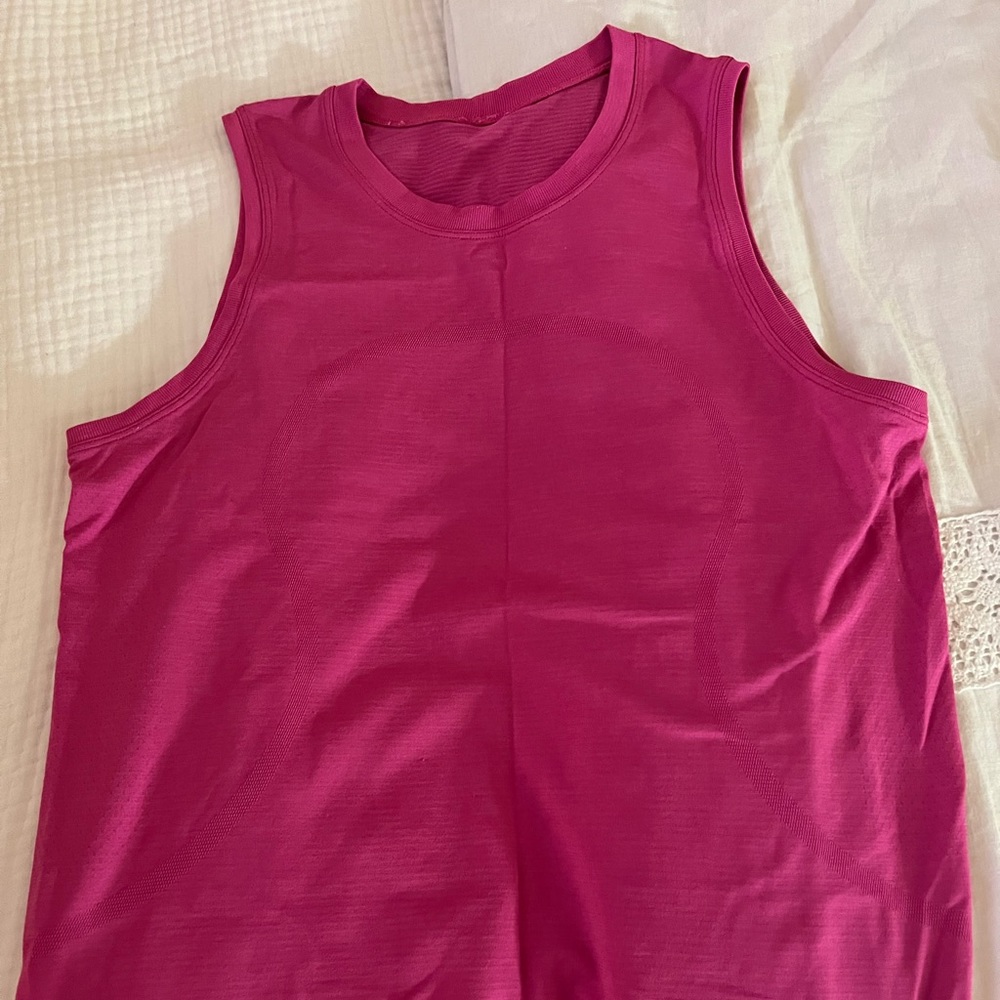 Lululemon Swiftly Breathe Relaxed Fit Muscle Tank